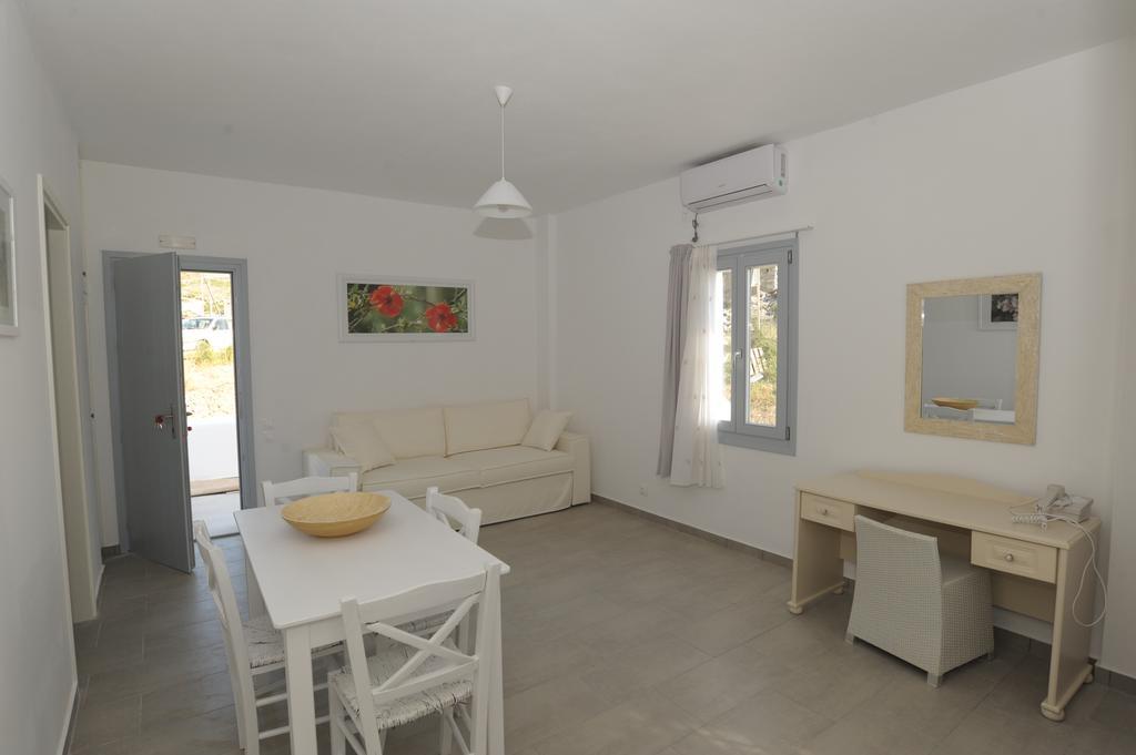 Thomas Apartments In Katapola Аморгос Екстериор снимка